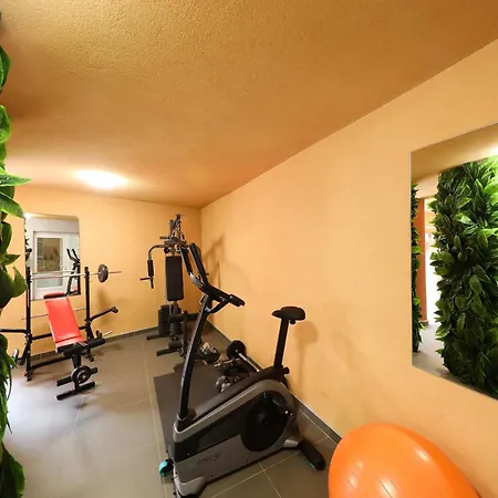 Amarena Zadarvillas Zára