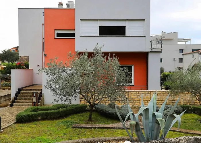 Amarena Zadarvillas *